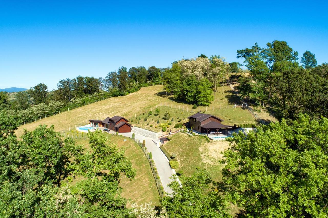 Ville Pacetina Lepajci Bagian luar foto